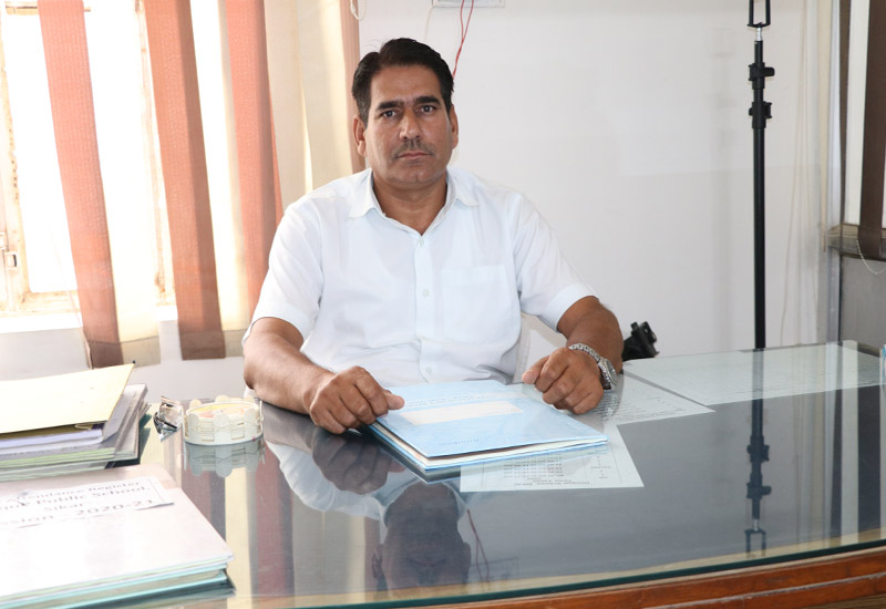 Mr. Manoj Poonia -Principal